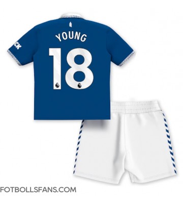 Everton Ashley Young #18 Replika Hemmatröja Barn 2023-24 Kortärmad (+ Korta byxor)